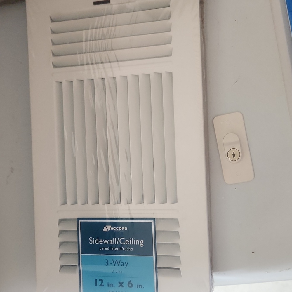 White Adjustable Vent Cover